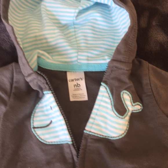 Carters newborn 3 piece set - Picture 3 of 6